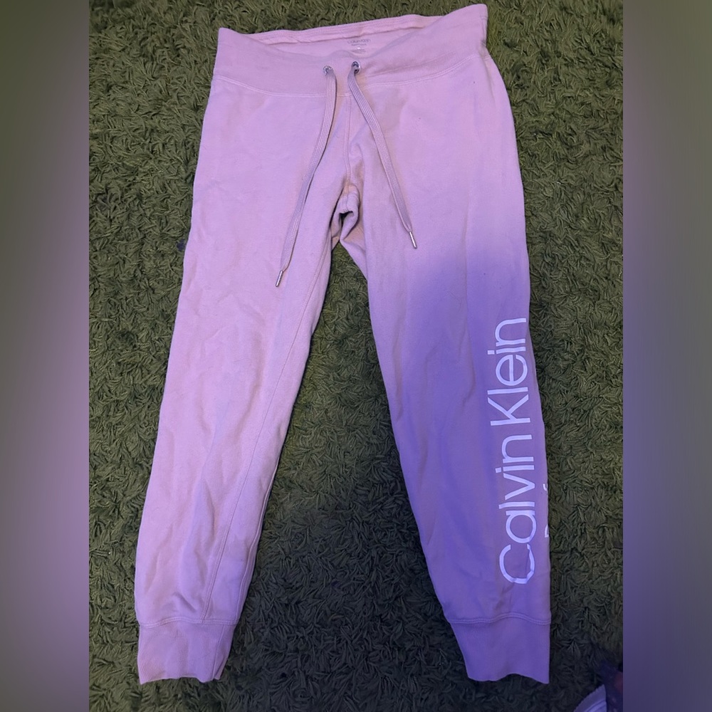 Calvin Klein joggers🩷